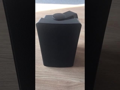 De muur zet Spreker op