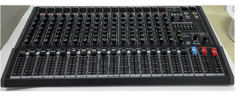 professionele audiosprekers 16 Kanaal dat Console mengt